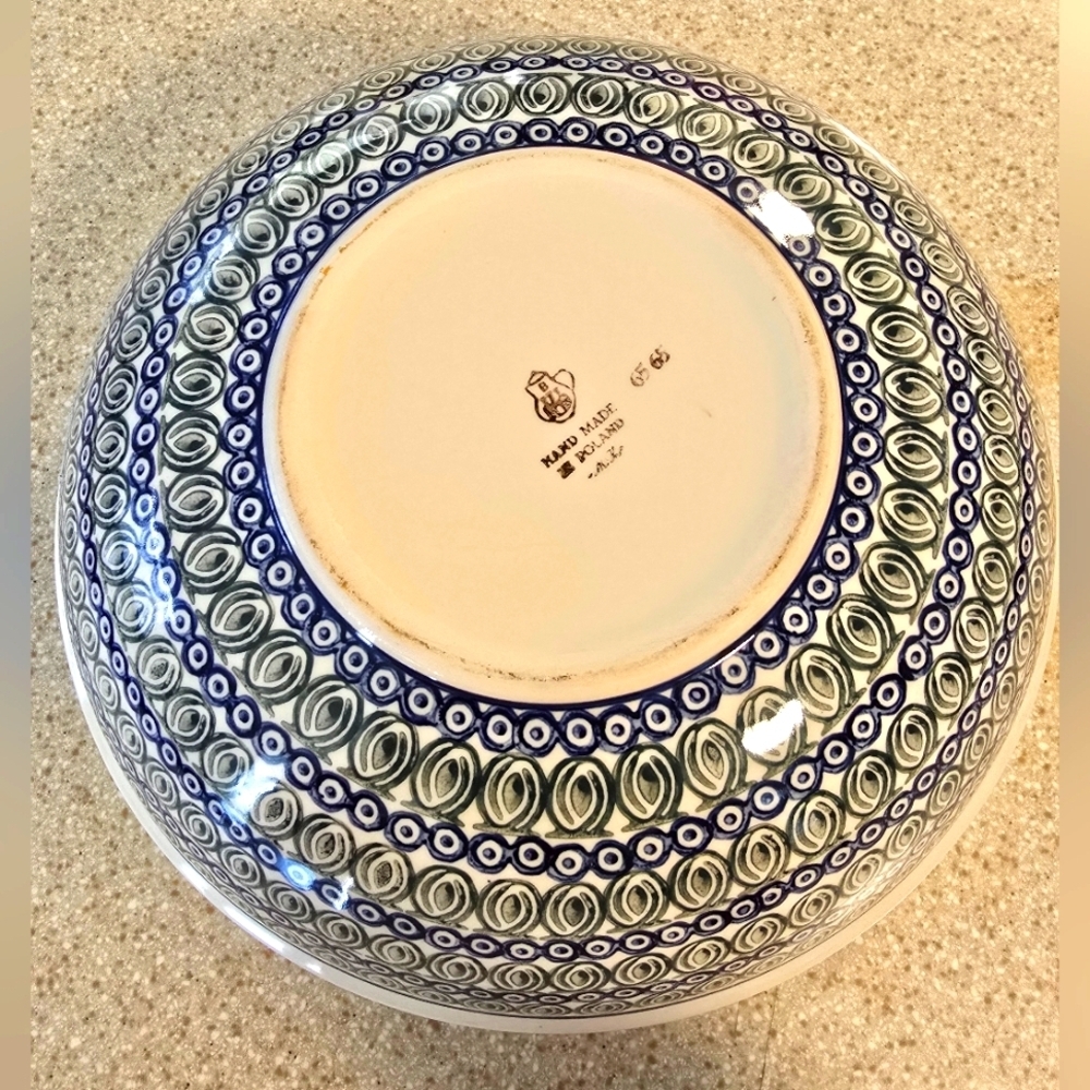 EUC Polish Pottery Round Oversized Serving Bowl - Picture 2 of 5